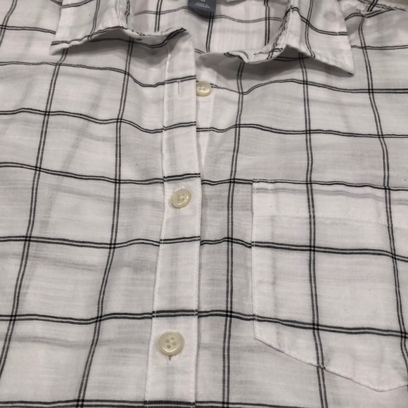 Old Navy Classic Shirt - Picture 5 of 6